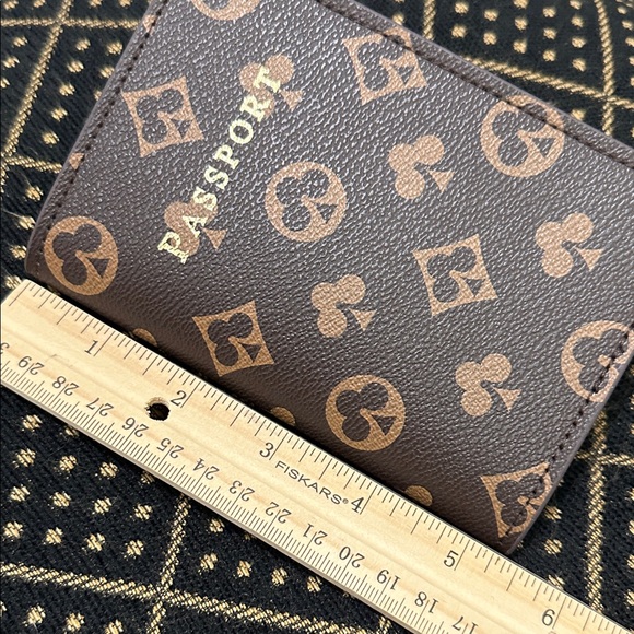Brown Patterned Passport Holder - Picture 5 of 7